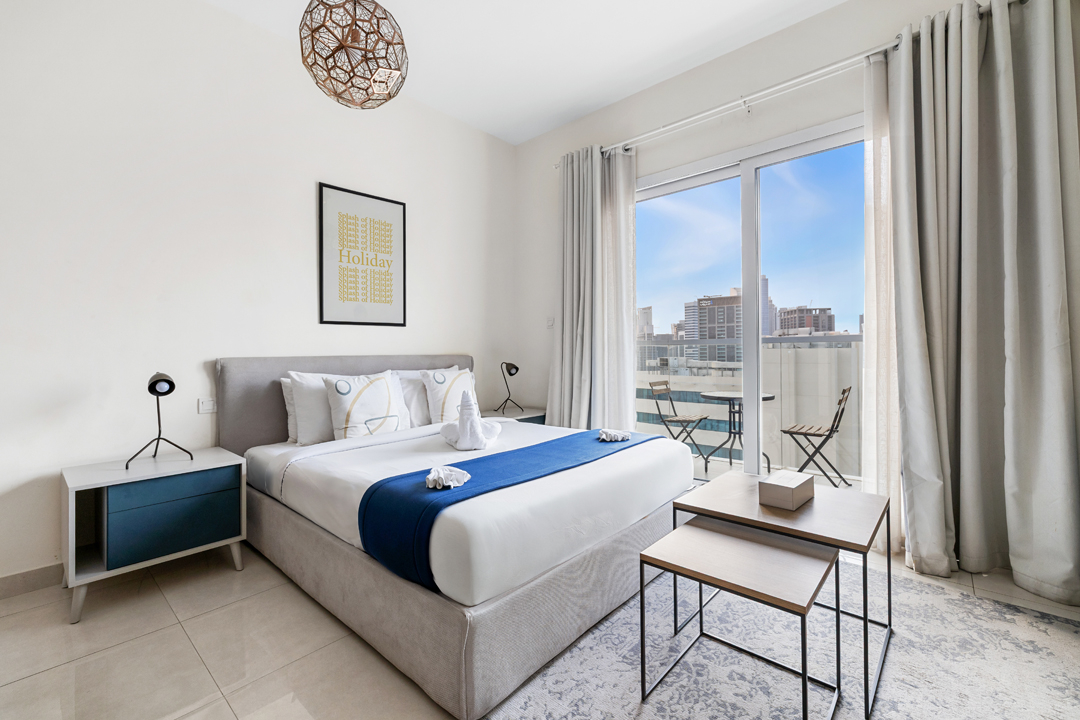 Deluxe Studio Apartment with Water Views