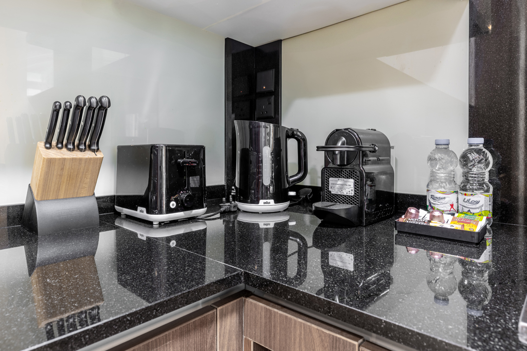 Deluxe Studio With Kitchen & Balcony