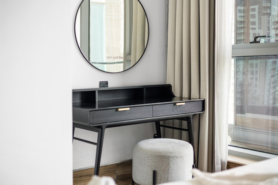 Premium One Bedroom Apt. w/ Kitchen & Balcony