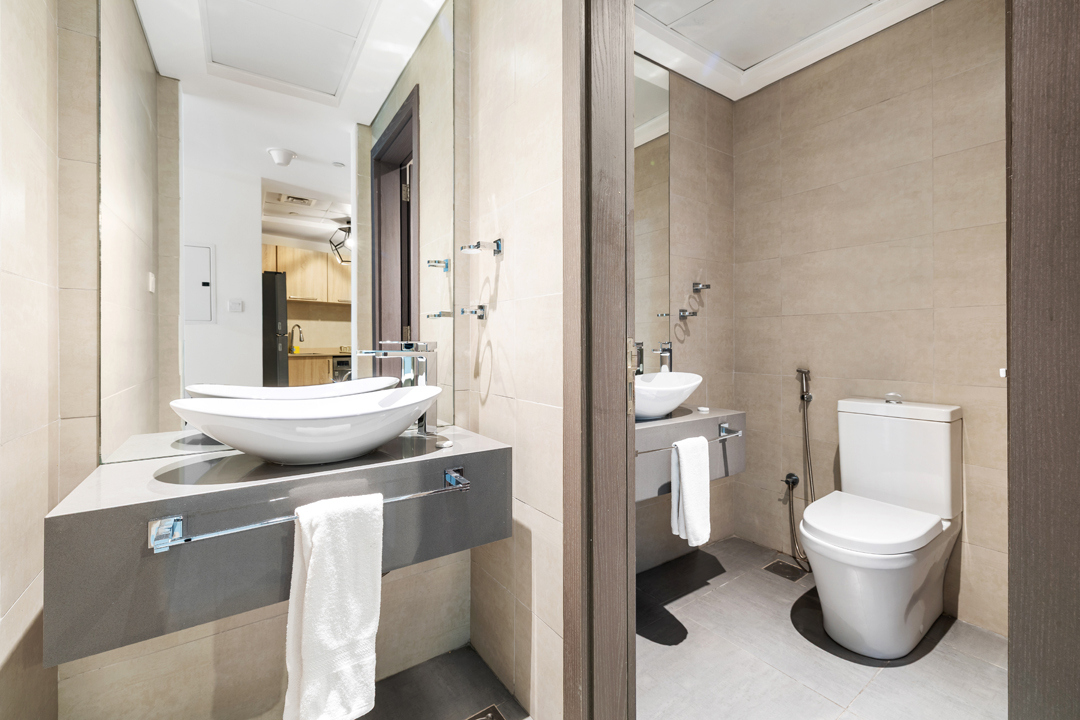 One Bedroom Family Apt. W/ Kitchen & Balcony