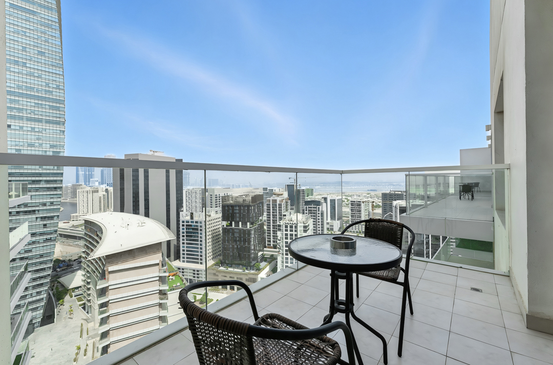 One Bedroom Family Apt. W/ Kitchen & Balcony