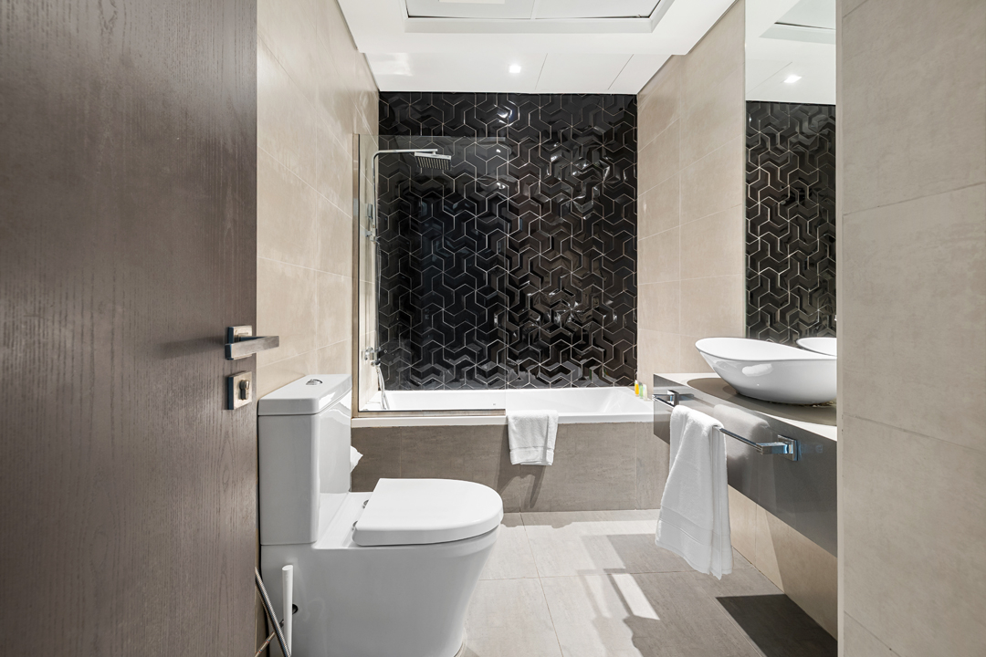 One Bedroom Family Apt. W/ Kitchen & Balcony