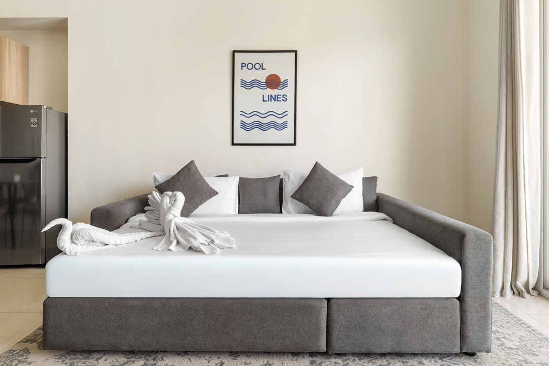 One Bedroom Family Apt. W/ Kitchen & Balcony