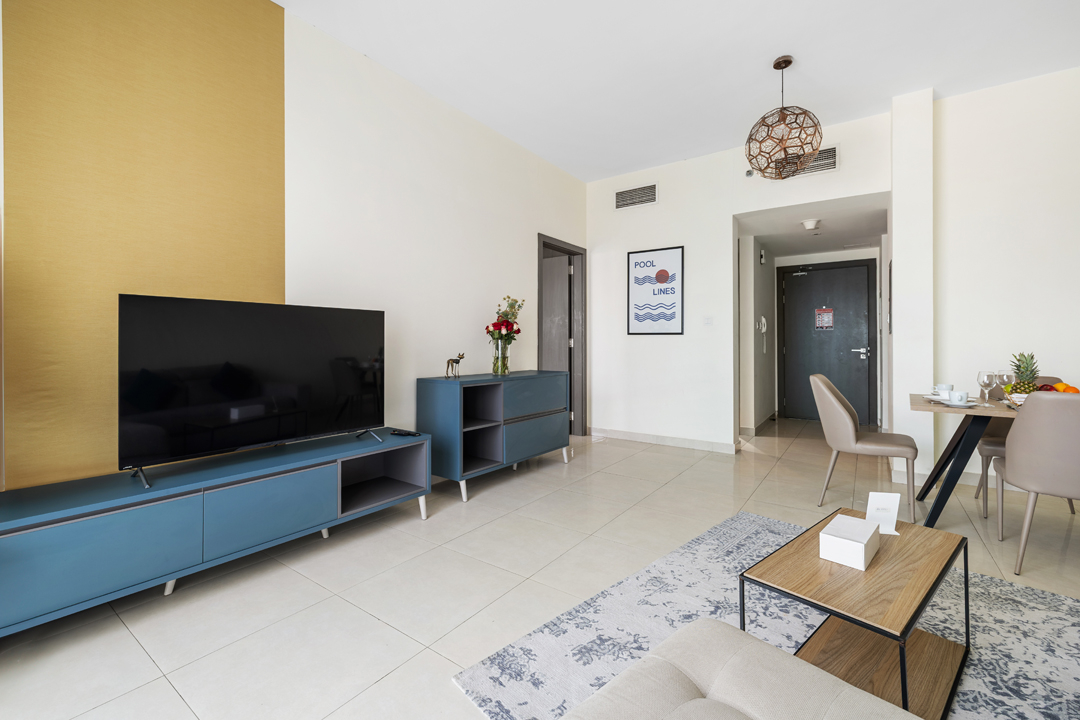 One Bedroom Family Apt. W/ Kitchen & Balcony