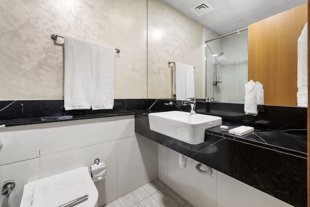 Premium Studio Apartment with Water View