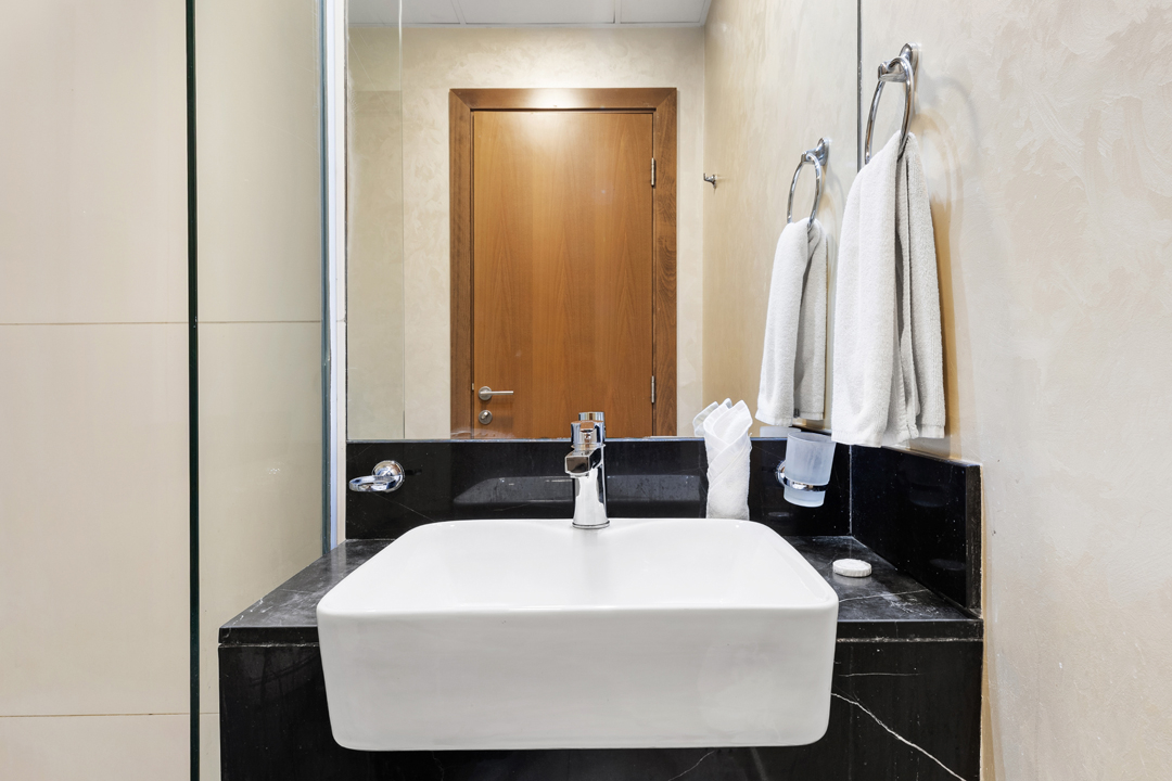 Modern One Bedroom with Burj Khalifa View