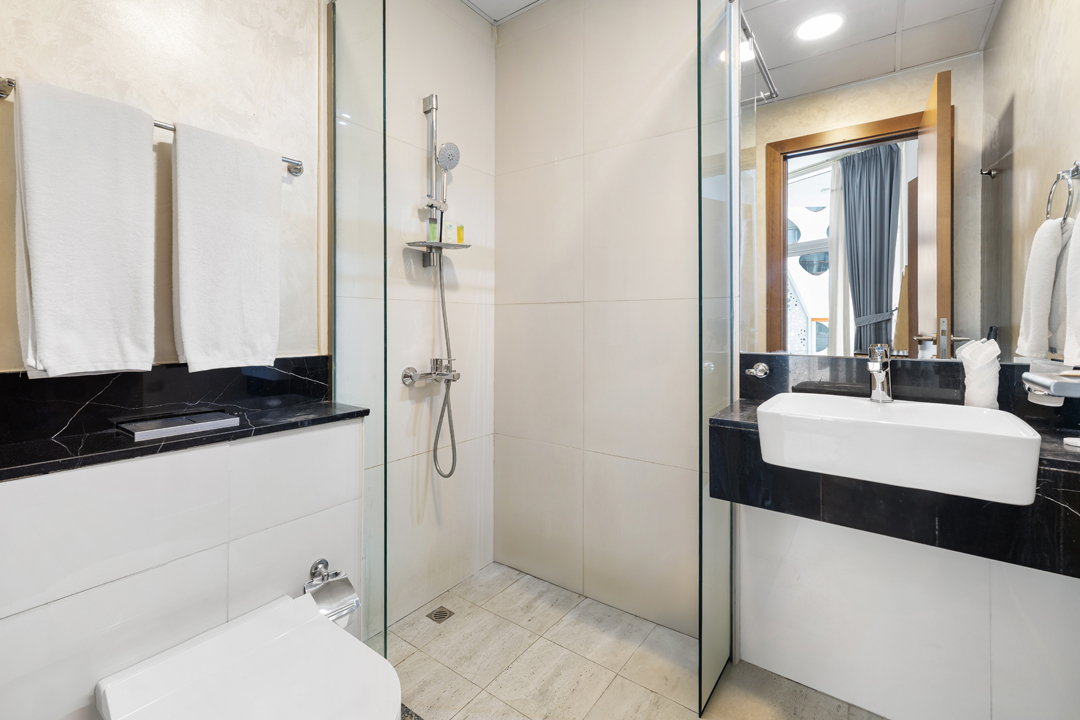 Modern One Bedroom with Burj Khalifa View