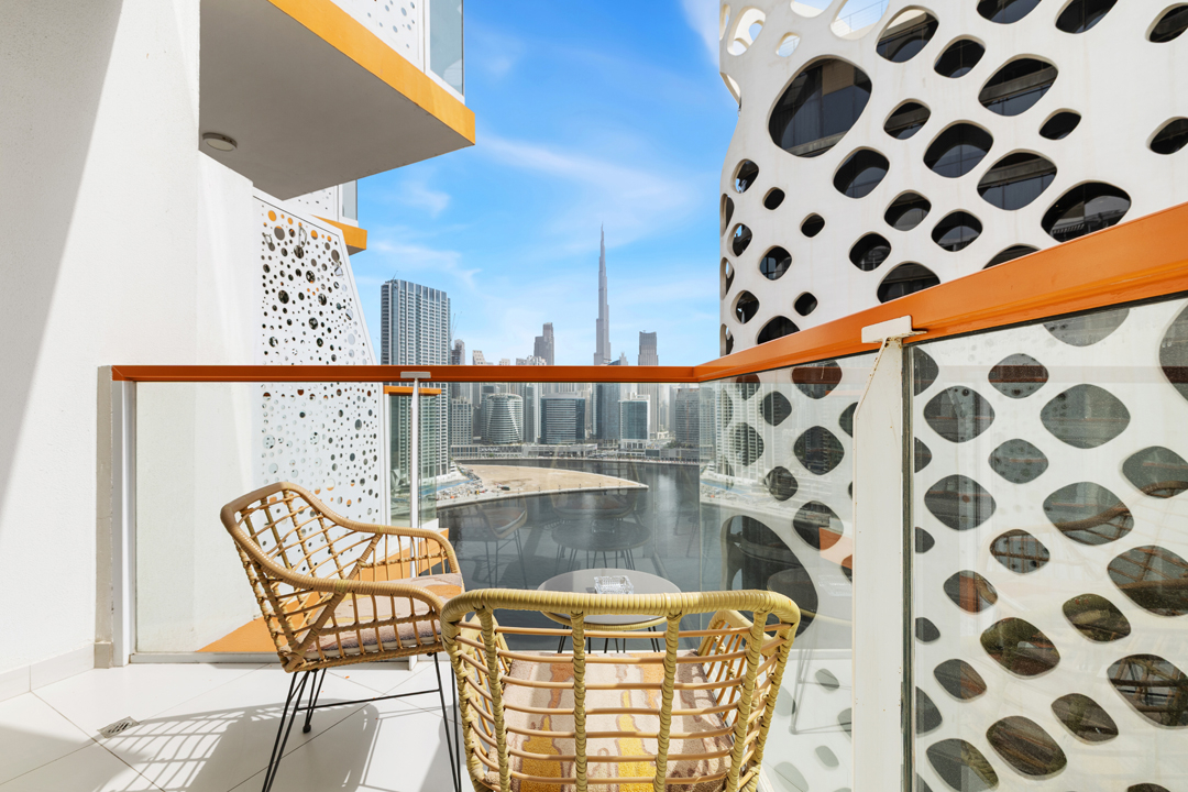 Modern One Bedroom with Burj Khalifa View