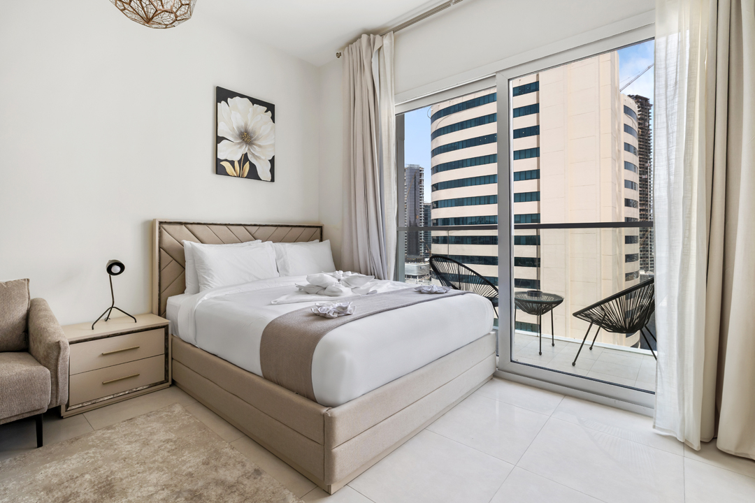 Premium Studio with Kitchen and Balcony