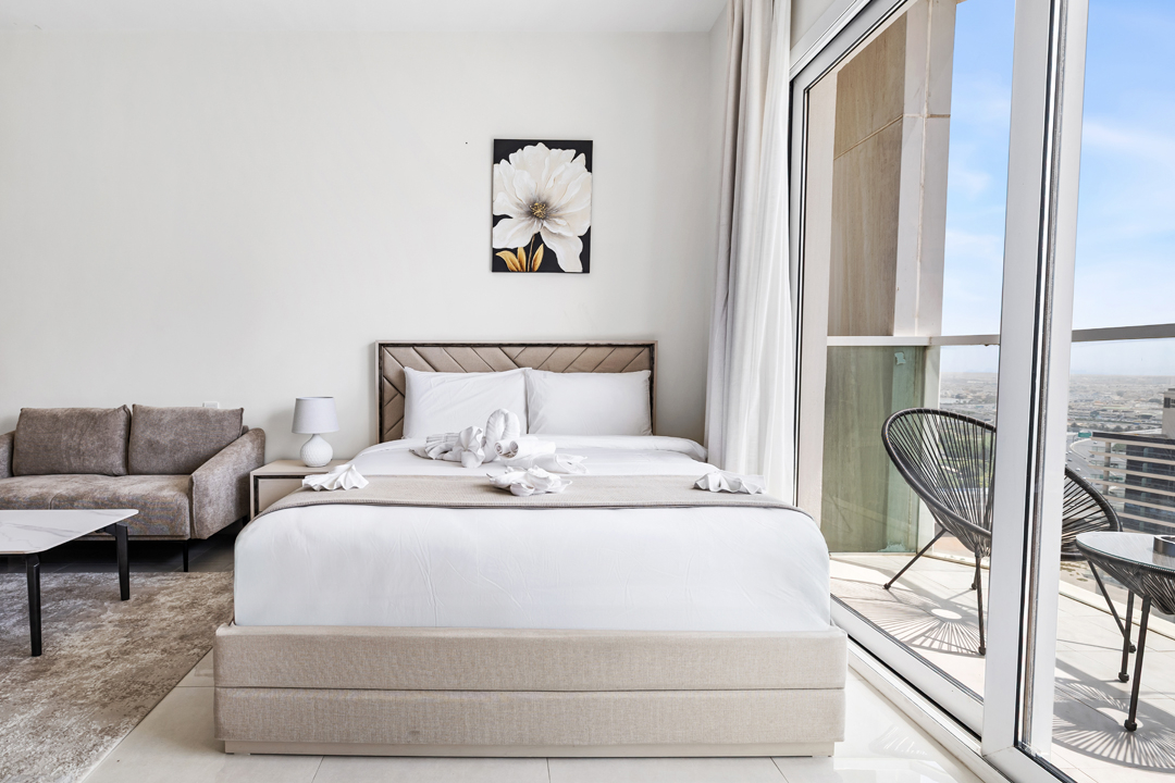 Premium Studio with Kitchen and Balcony