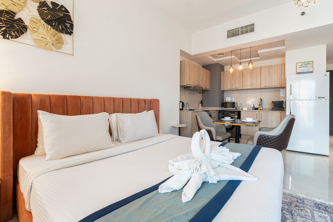 Modern Studio with Balcony & Kitchen