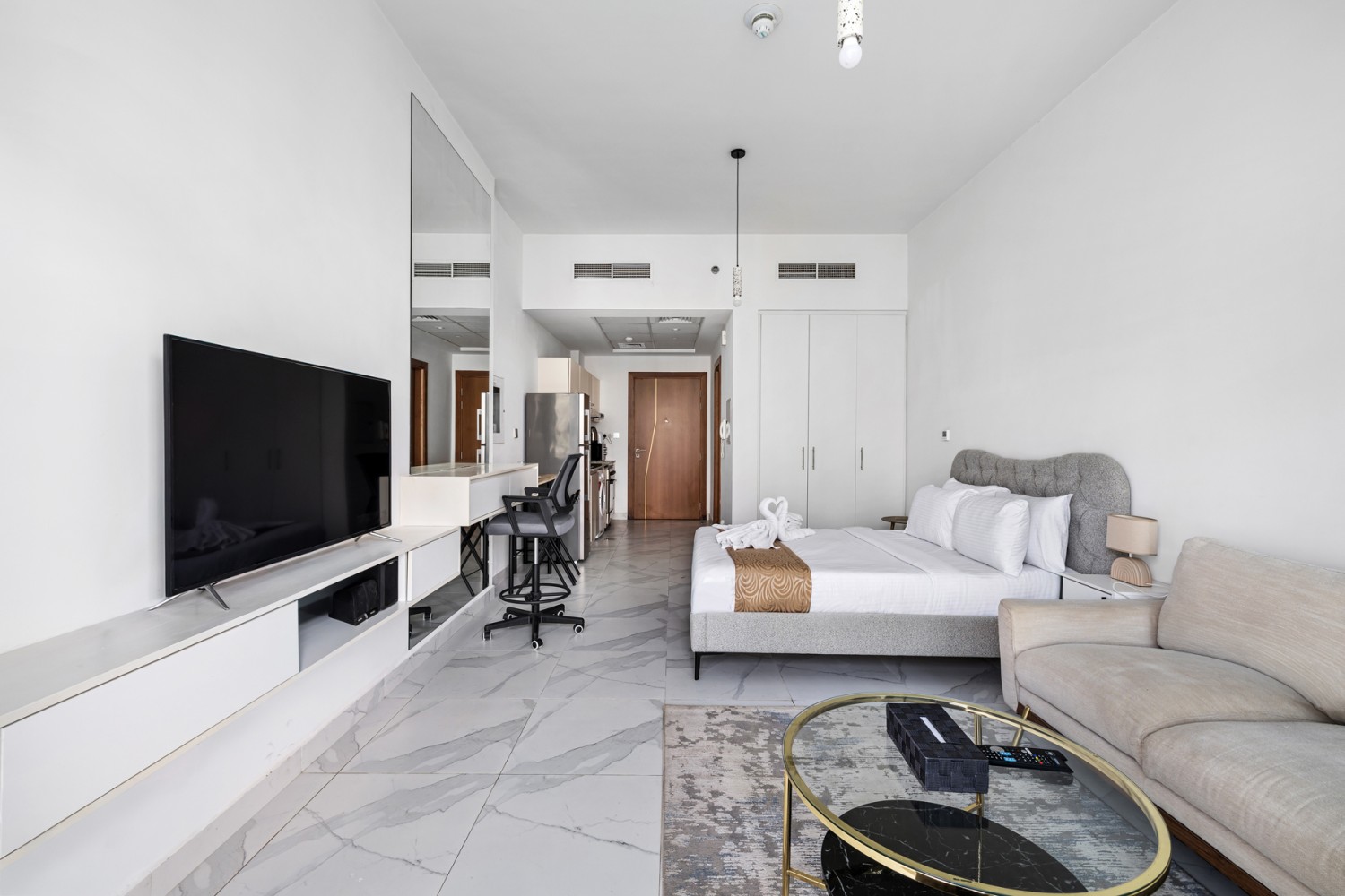 Deluxe Studio - Burj Khalifa View